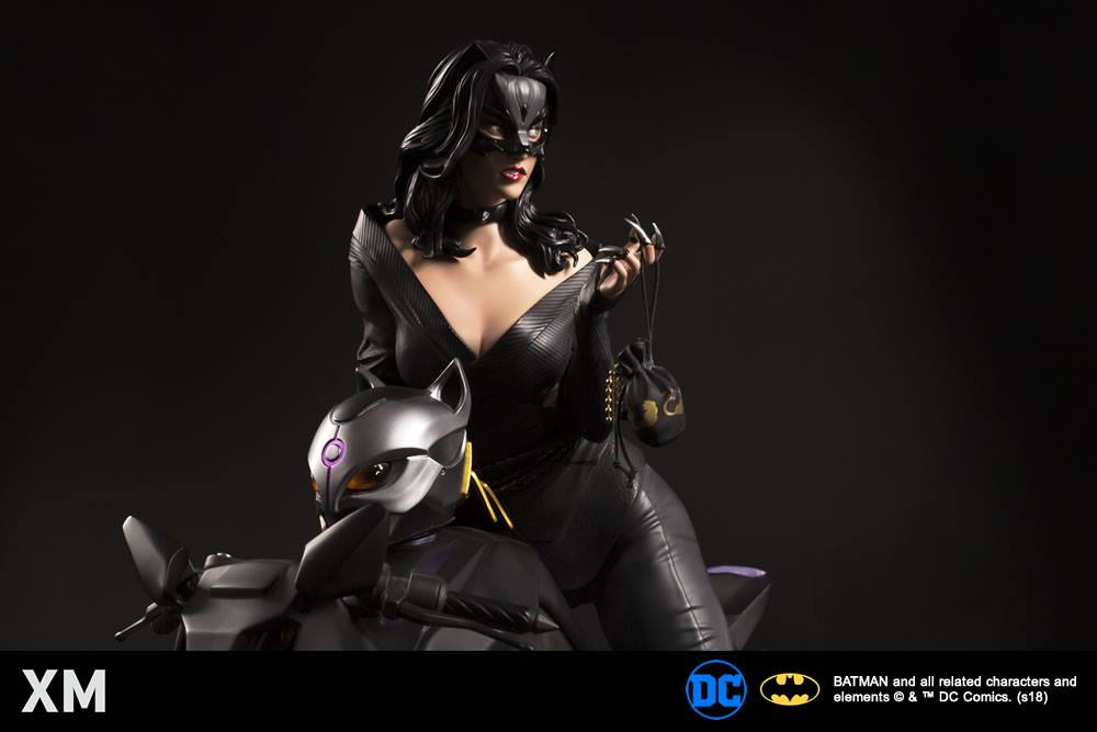 catwoman statue batman returns