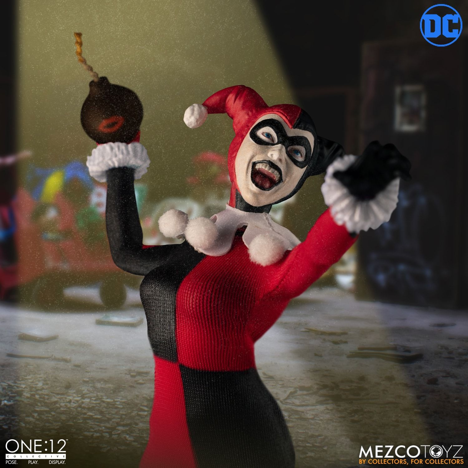 Preview: Mezco Harley Quinn One:12 Collective Figure - The Batman Universe